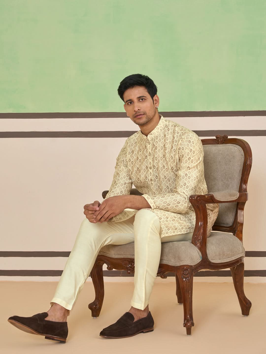 Cream All-Over Paisley Printed Kurta Set