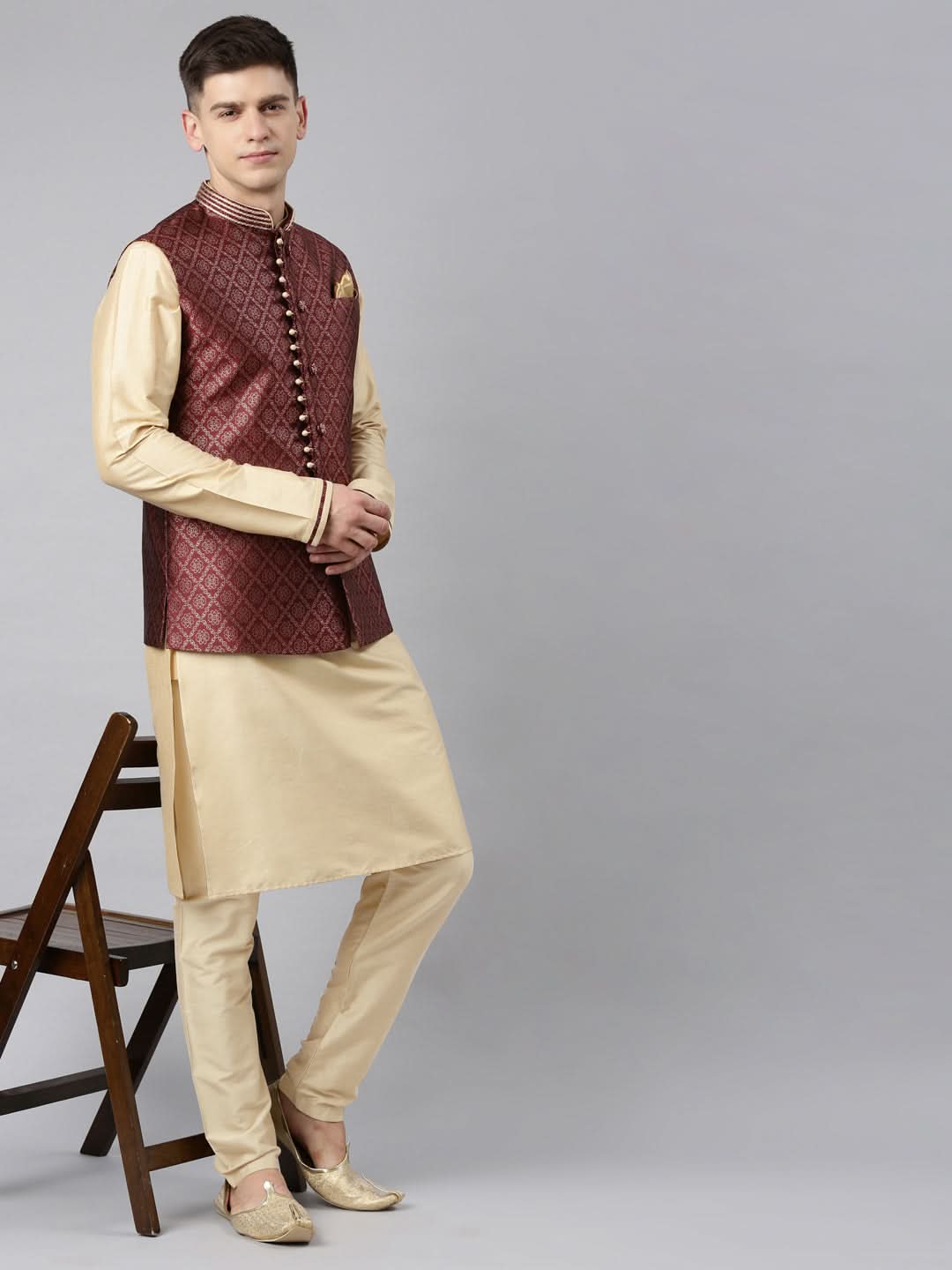 Maroon Banarasi Bundi